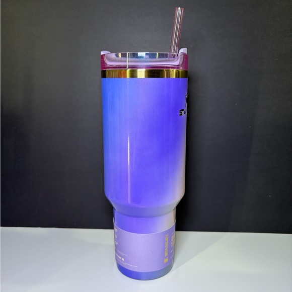 Stanley Glinda Wicked For Good 40oz BNWT - Picture 4 of 7